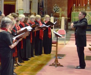Piers Maxim conducting the Elgar Chorale